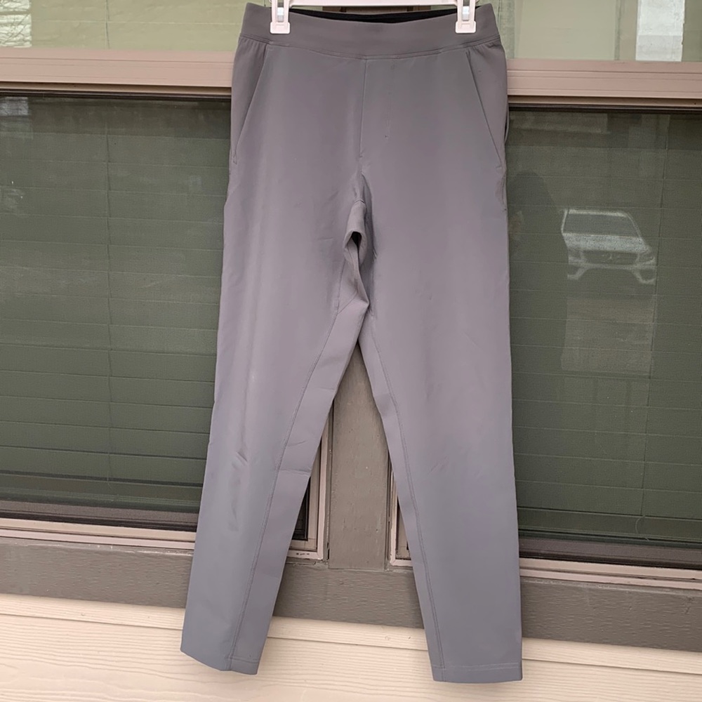 Lululemon pants jogger SMALL light grey 29” inseam